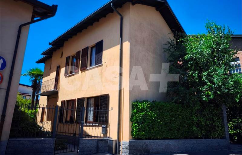 Single house for Sale in Varese